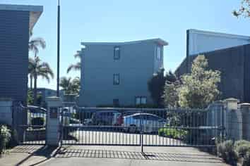 34 Saintly Lane, Avondale