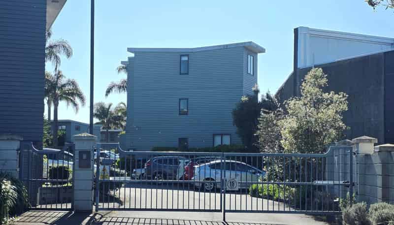 34 Saintly Lane, Avondale