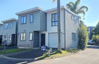 34 Saintly Lane, Avondale
