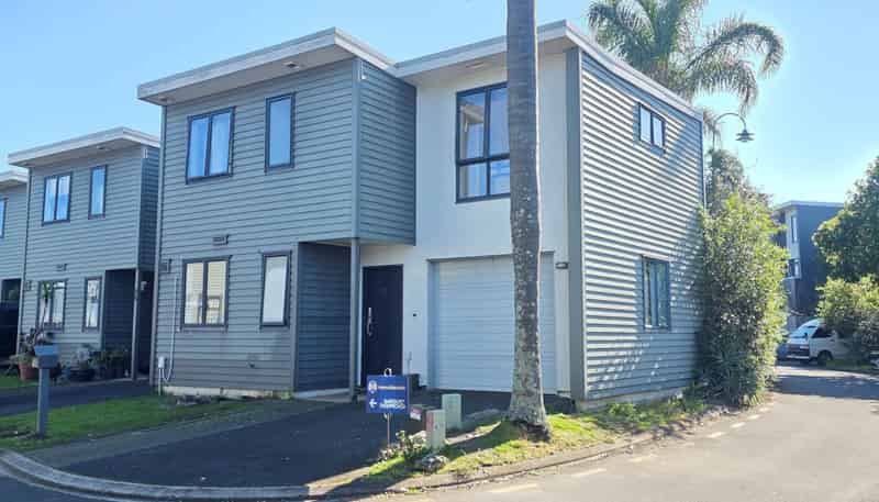 34 Saintly Lane, Avondale
