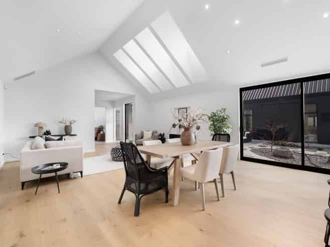 2 Alan James Lane, Prebbleton
