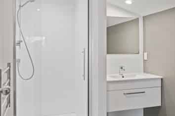1291 Whangaparaoa Road, Army Bay
