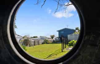 1291 Whangaparaoa Road, Army Bay