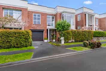 8 Emilia Nixon Lane, Stonefields