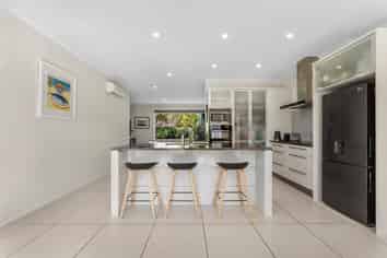 8 Emilia Nixon Lane, Stonefields