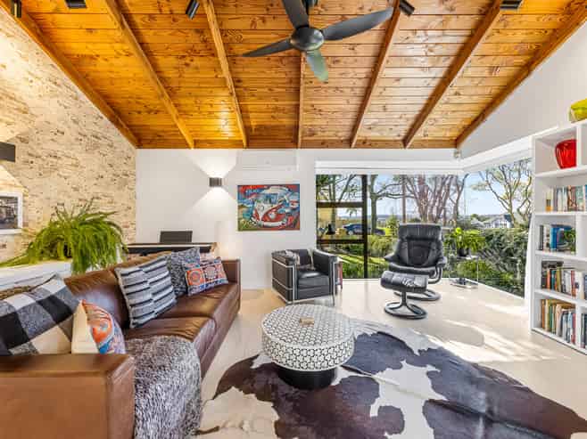 9 Westpark Drive, West Harbour
