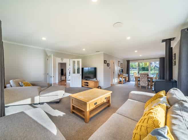 101 Emerald Hill Drive, Birchville