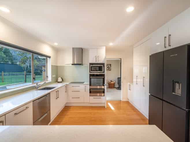 101 Emerald Hill Drive, Birchville