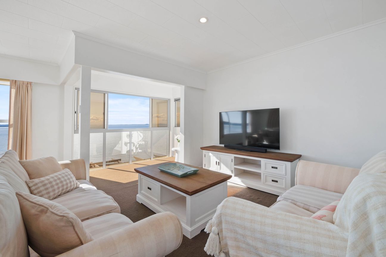 Stunning Kiwiana Beach Retreat - Paradise Awaits! - Widok 6