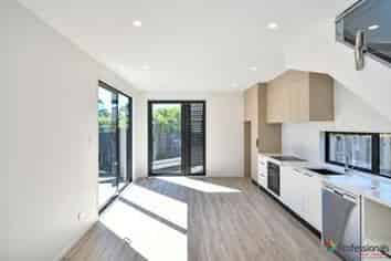 72C Omana Road, Papatoetoe