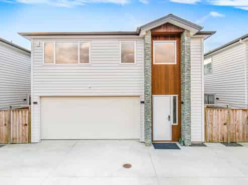 55B Sunderlands Road, Half Moon Bay