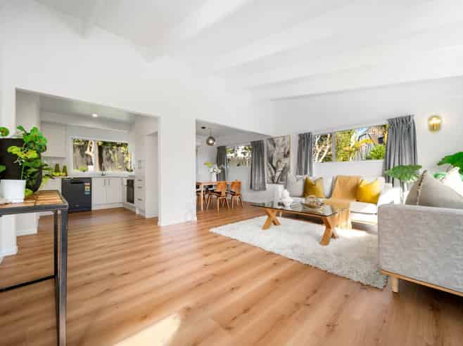 99B Oaktree Avenue, Browns Bay