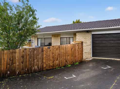 3/30 Trojan Crescent, New Lynn