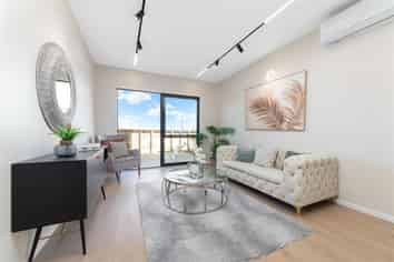  16 Greenbrier Street, Westgate
