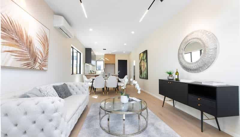 16 Greenbrier Street, Westgate