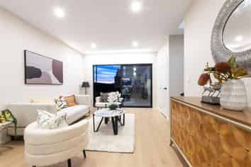  4 Greenbrier Street, Westgate