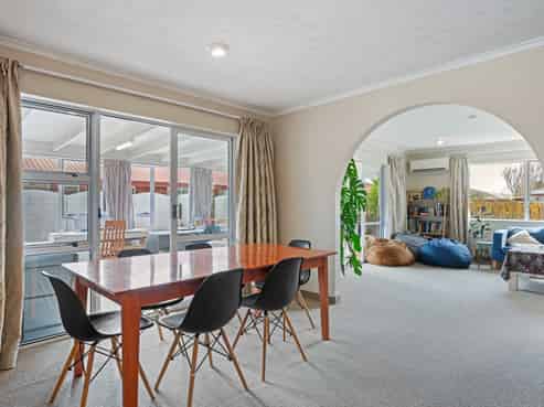 2 Westhaven Place, Redwoodtown