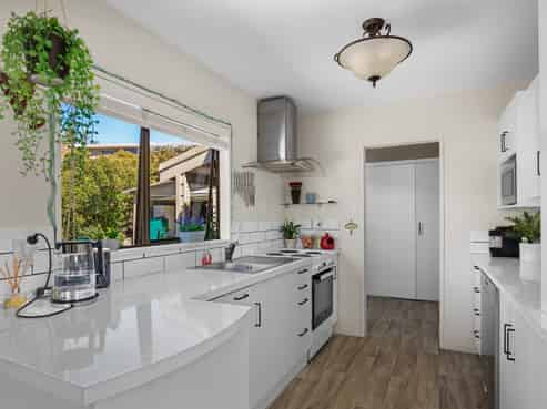4 Lanes Road, Alexandra