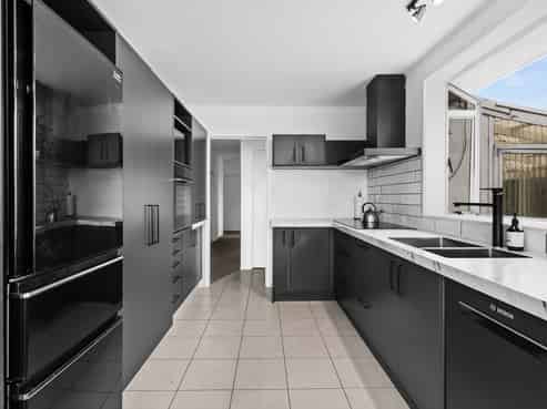 166 Flaxmere Avenue, Flaxmere