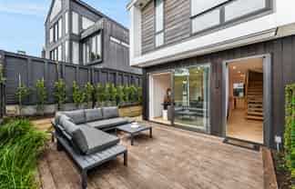 5/4 Glen Atkinson Street, St Heliers