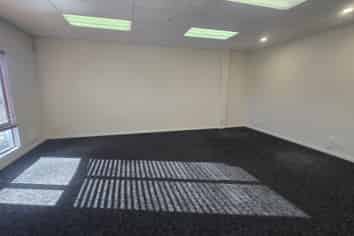 127m2* Tidy City Fringe Office Space