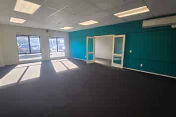 255m2* Tidy City Fringe Office Space