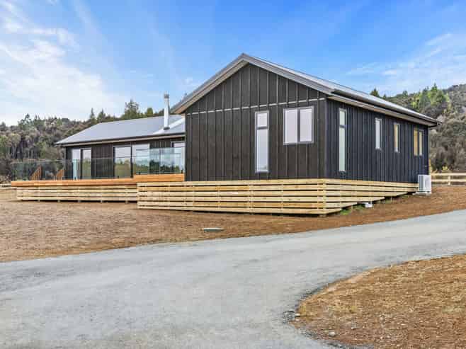 6/173 Lake Brunner Road, Moana