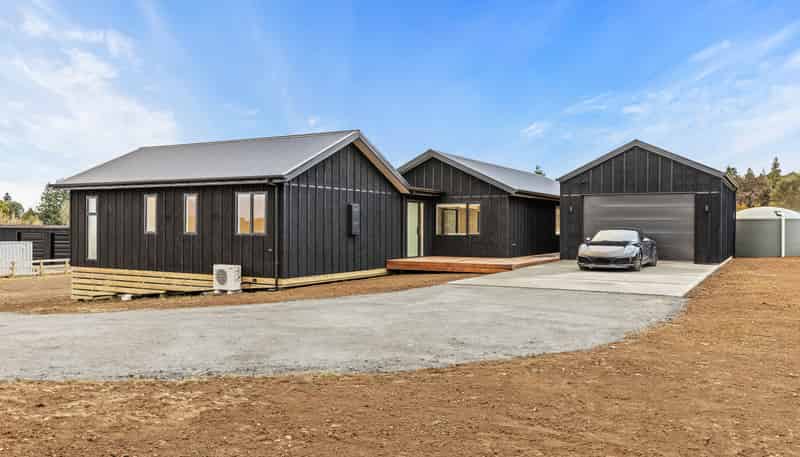 6/173 Lake Brunner Road, Moana