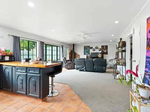 Three bedroom home and commercial double