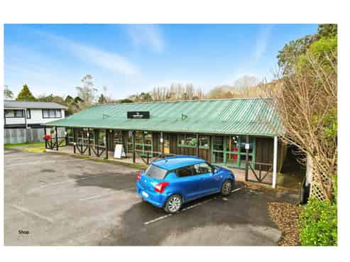 Three bedroom home and commercial double