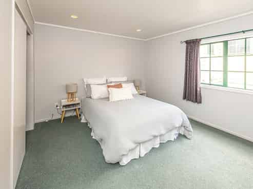 Three bedroom home and commercial double