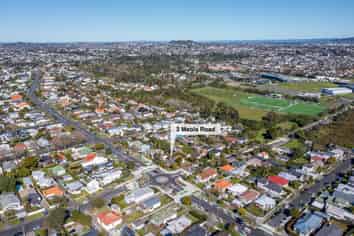 2 Meola Road, Westmere