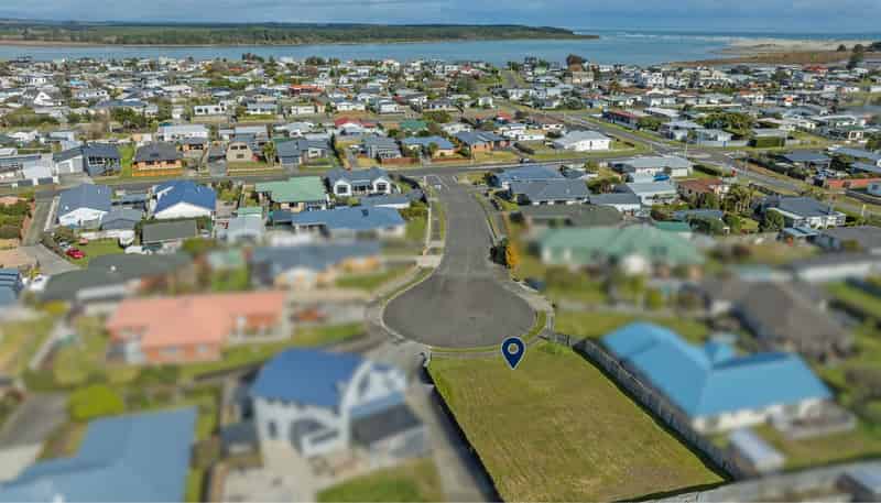 13 Teppett Place, Foxton Beach