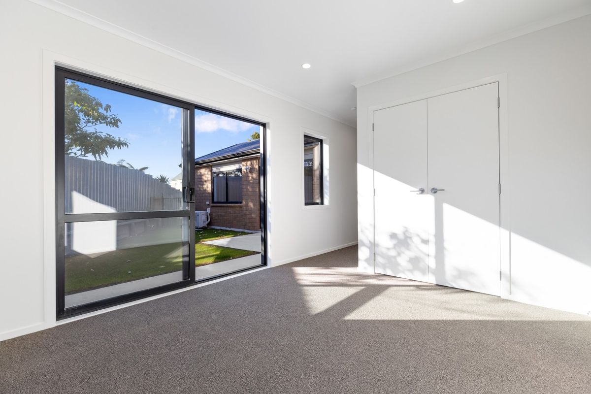 Apartment in Nawton - More
