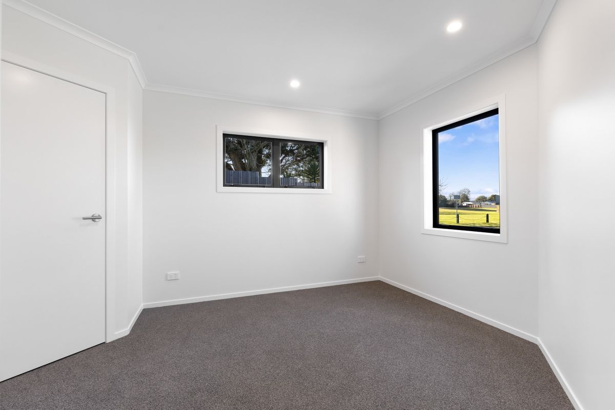 Apartment in Nawton - View 4