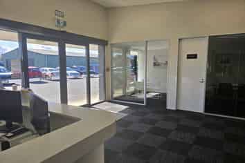 Prime Office Space on Busy Pukekohe Paerata Road