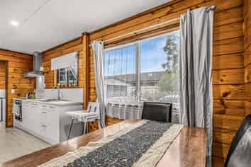 24D Gordon Road, Western Heights