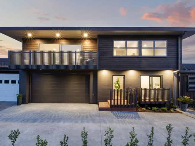 2/1 Omana Road, Milford