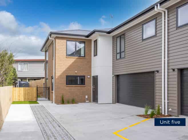 4-5/23 Aileen Place, Nawton