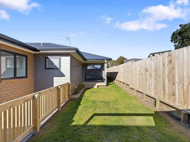 4-5/23 Aileen Place, Nawton