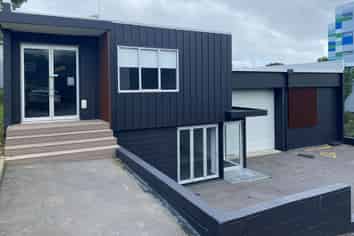 Refurbished office / warehouse / studio