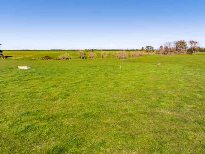 1541 South Road (SH 45), Manaia