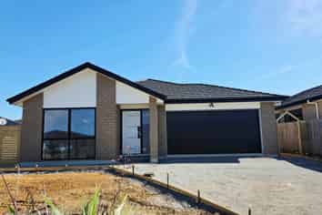 4 PIPI CRESCENT, Tuakau