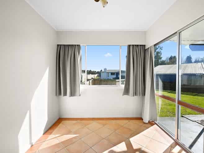 50 Bremworth Avenue, Dinsdale