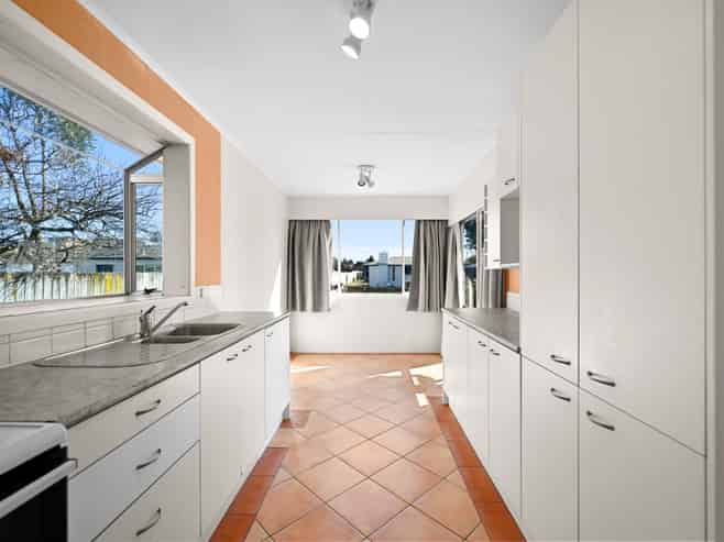 50 Bremworth Avenue, Dinsdale