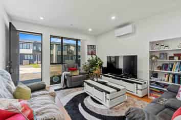 3 Serpent Road, Flat Bush