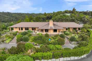 976-978 Cove Road, Waipu