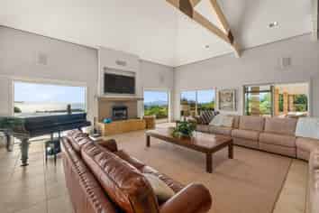 976-978 Cove Road, Waipu