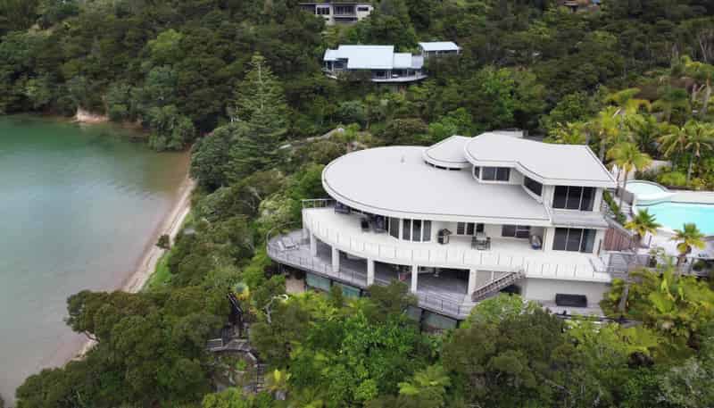 73 Doves Bay Road, Kerikeri