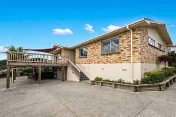 5 Clotworthy Crescent, Onerahi